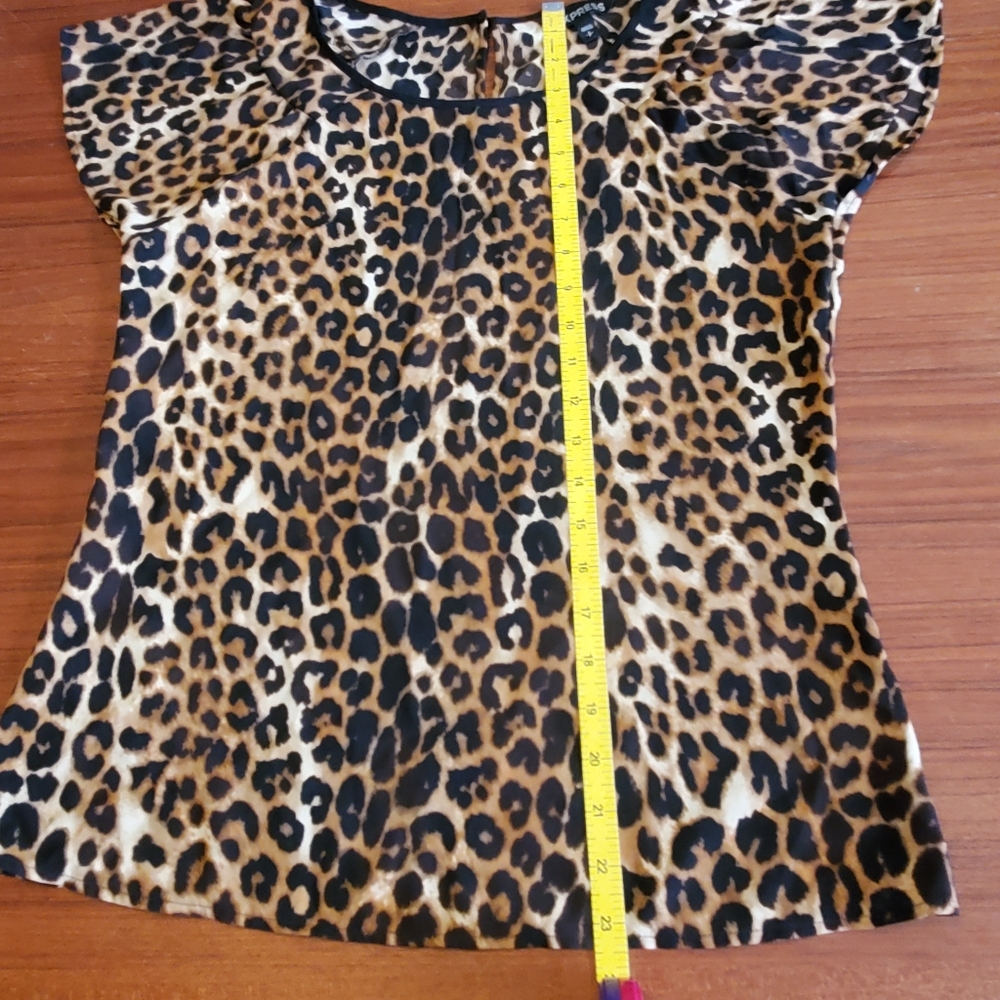 Express Leopard blouse SP - Picture 5 of 9